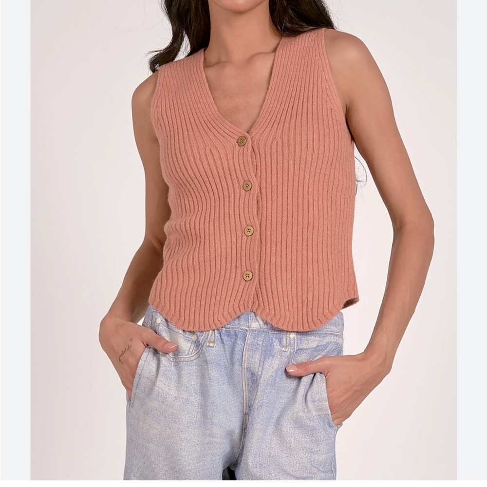 Women's Ribbed Button-Up sweater vest